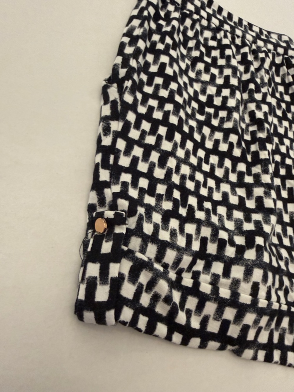 Tart Black and White  Woven-Pattern Shorts - Picture 9 of 9